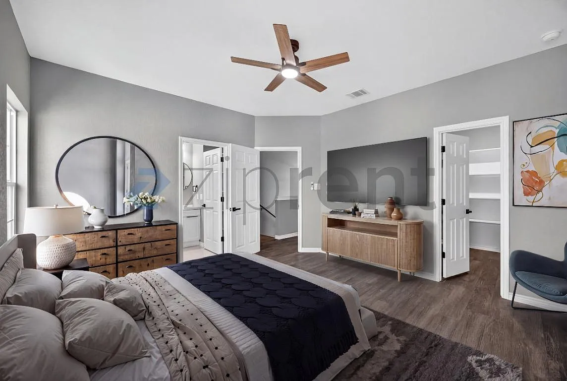 . - 113 Anderson Ave #101