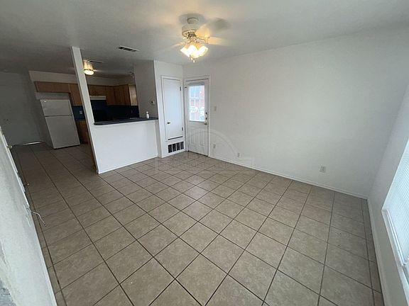 4th image of 4401 Mattie Dr #D