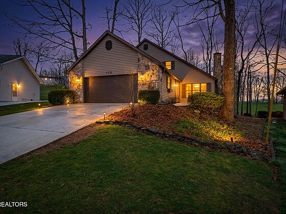 4th image of 170 Baltusrol Rd