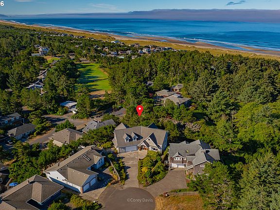 4th image of 388 Ridge Ct