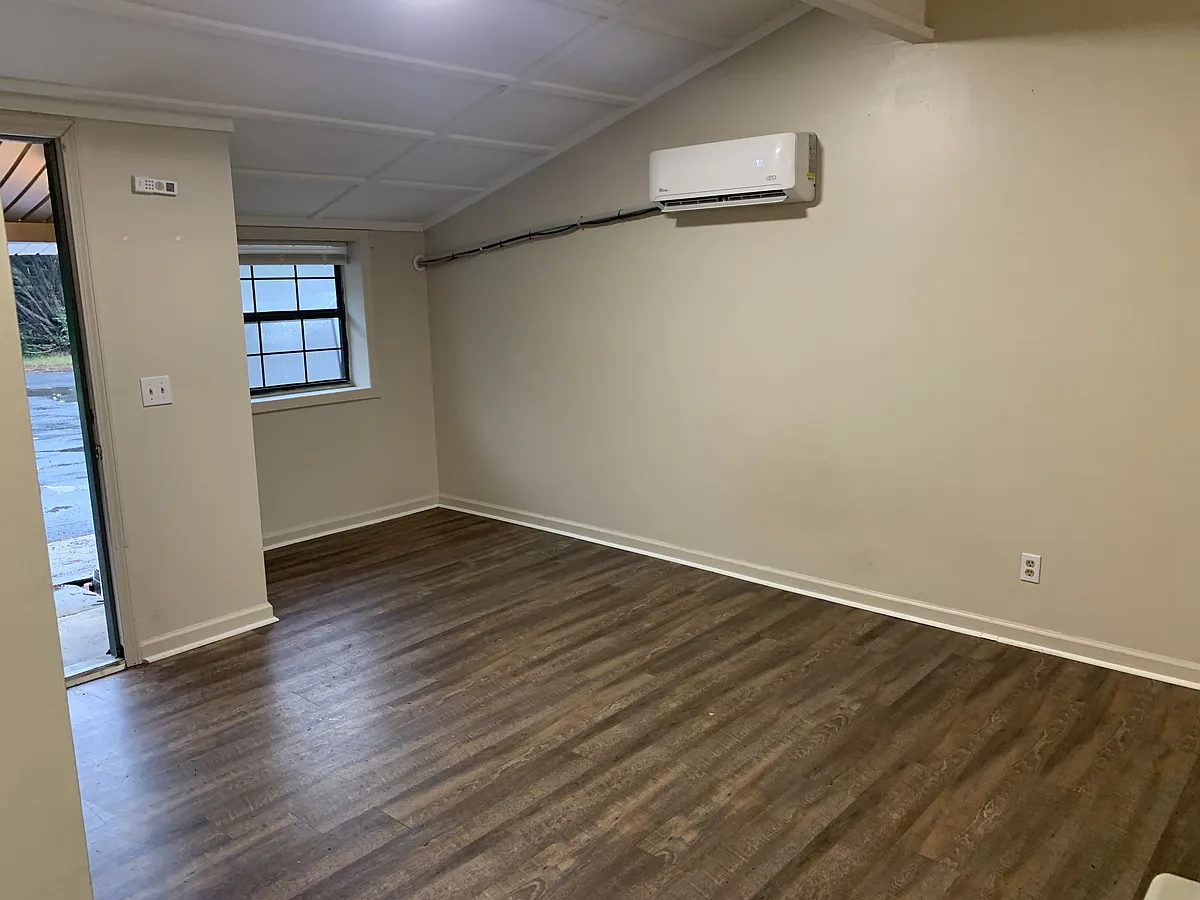 Building Photo - 137 Sumner Top Ln #15