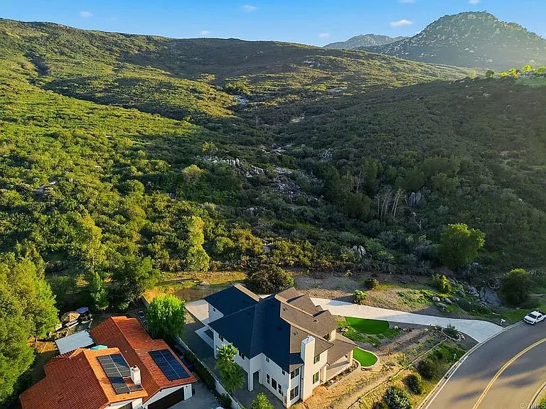 34321 Barona Mesa Rd — Photo 16