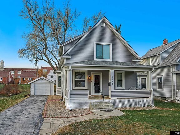 3rd image of 5145 Emmet St