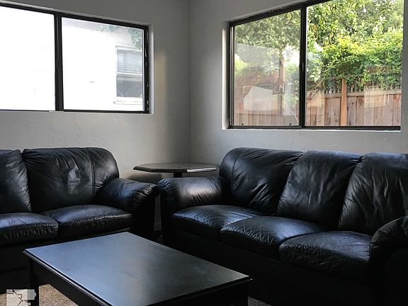 2nd image of 453 Richmond Ave