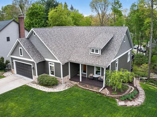 2103 Foxboro Ct, Mishawaka, IN 46545