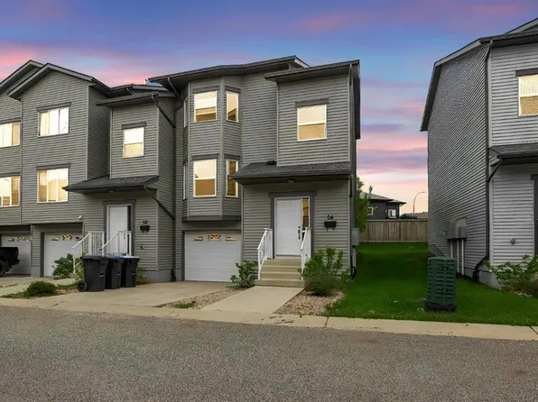 120 NE Warren Way #4, Wood Buffalo, AB T9H 5J4