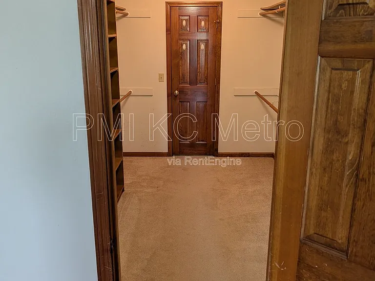 3905 SW 14th St — Photo 53