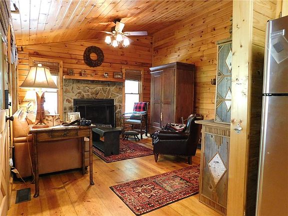5th image of 241 River Bend Dr