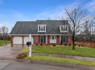 4266 Foxmoor Dr, Newburgh, IN 47630