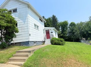 831 Charles St, Luzerne, PA 18709