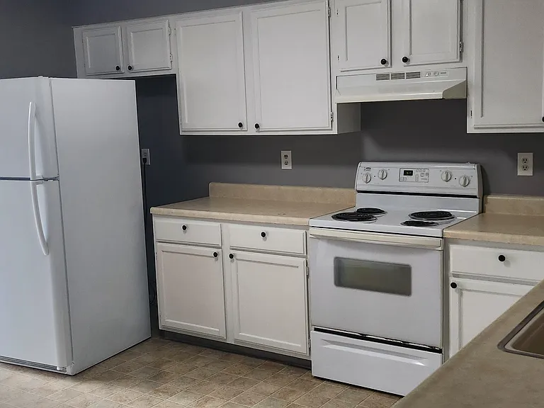 2613 W Ridge Ct — Photo 3