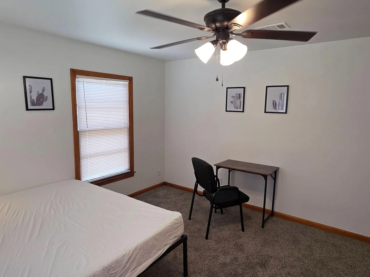 4 bed, 2.0 bath, 1580 sqft, $663 — Photo 4