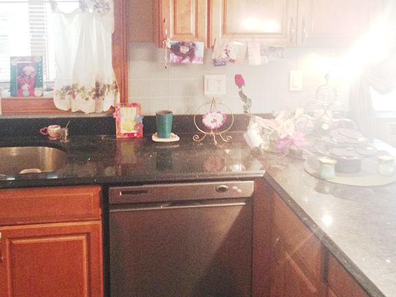 3rd image of 411 15th St APT G