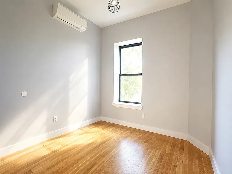 373 Howard Ave #3B — Photo 7