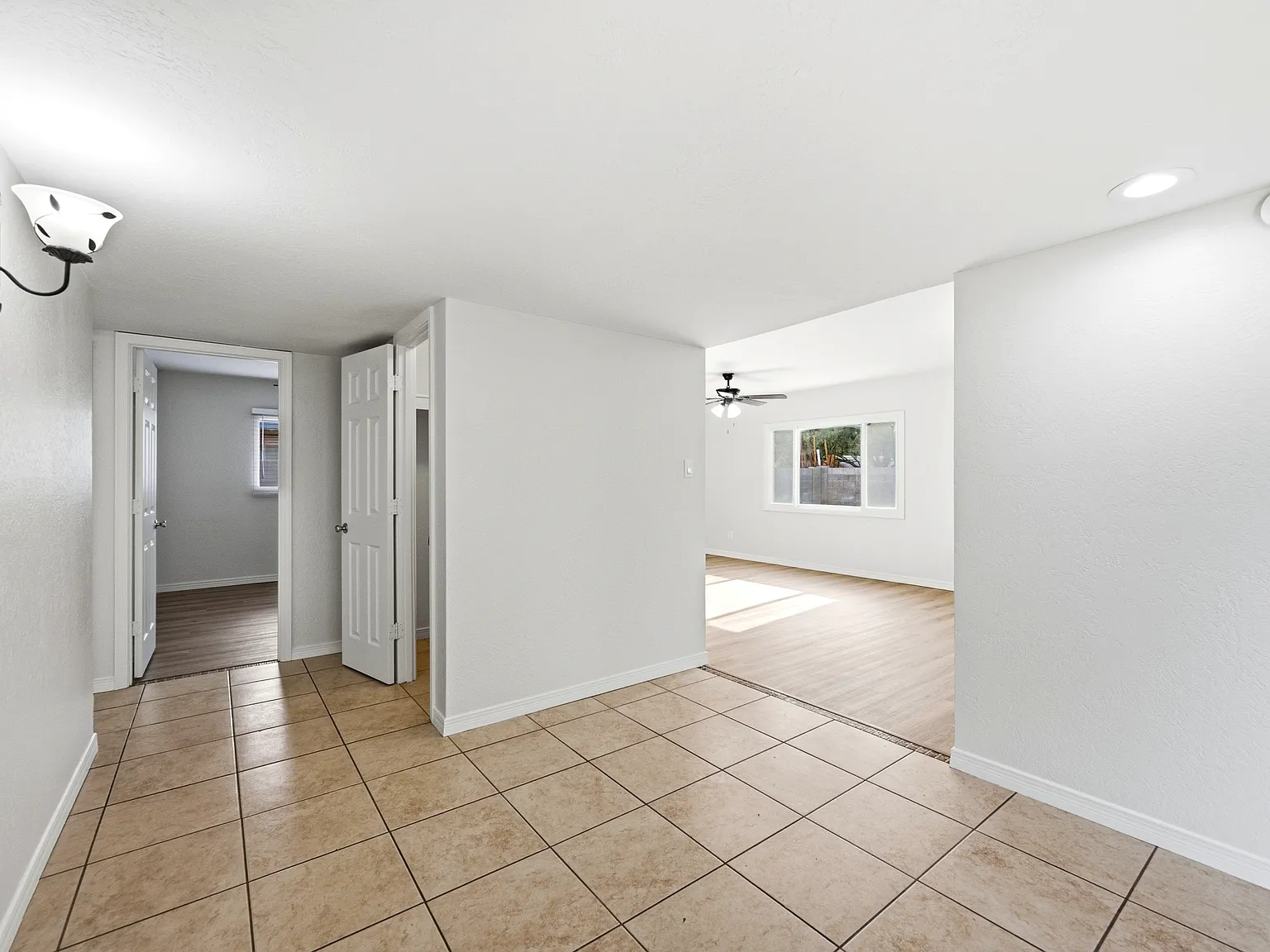 4 bed, 2.5 bath, 2167 sqft, $2,095 — Photo 3