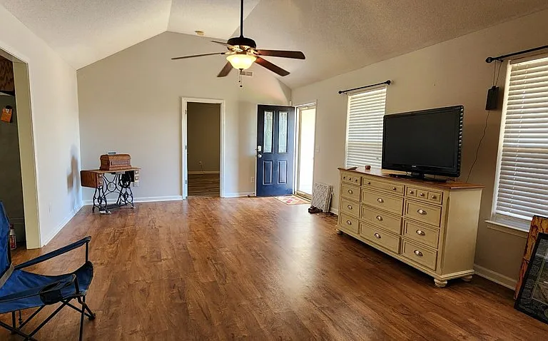2830 Amidala Ln — Photo 4