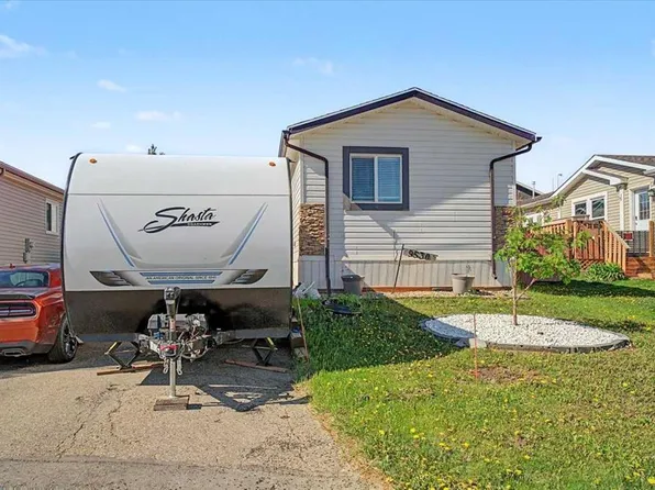 9530 S 112th Ave, Grande Prairie County No. 1, AB T8X 5C3