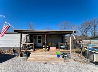264 Circle Ln, Burnside, KY 42519