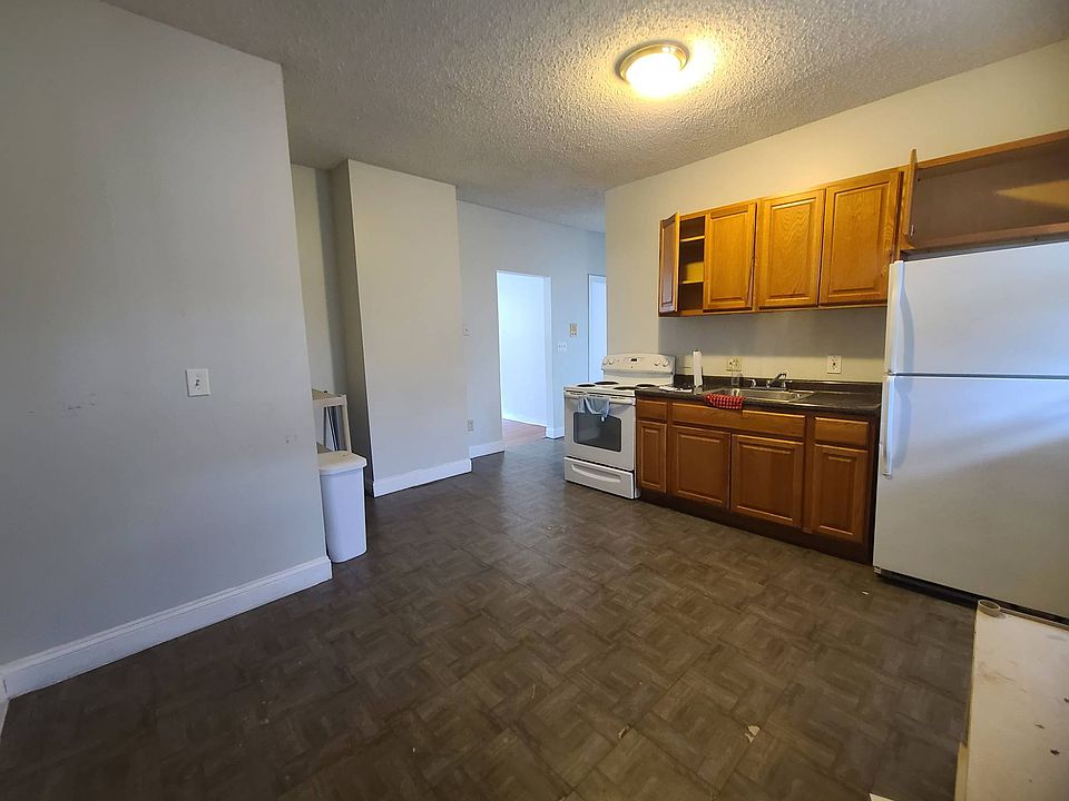 1st image of 80 Orange St APT 2N