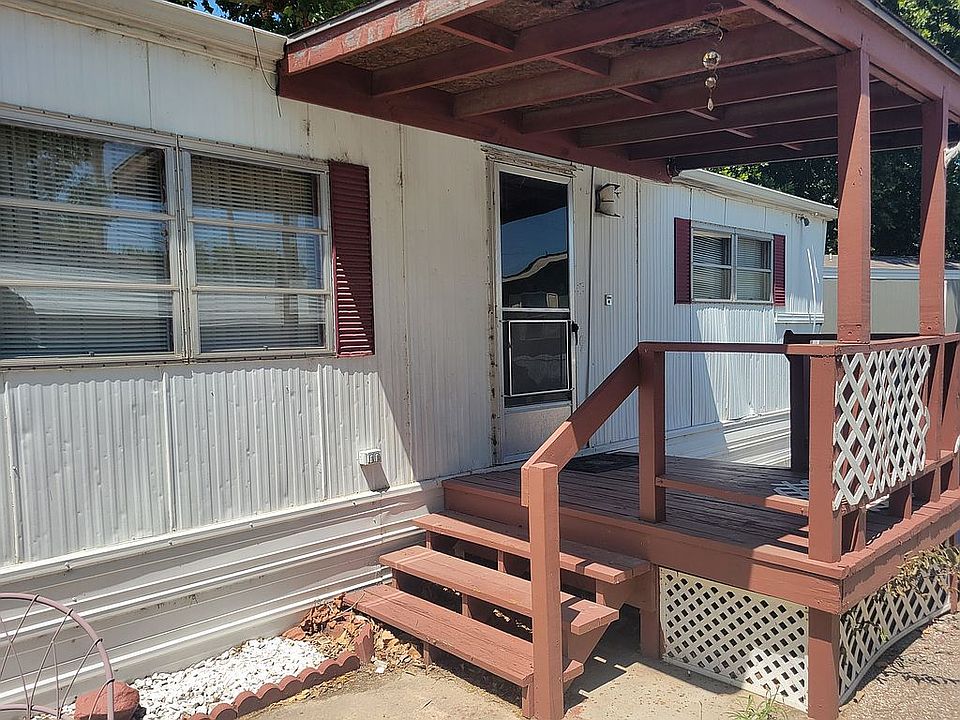 1st image of 4625 S Seneca St Lot 2