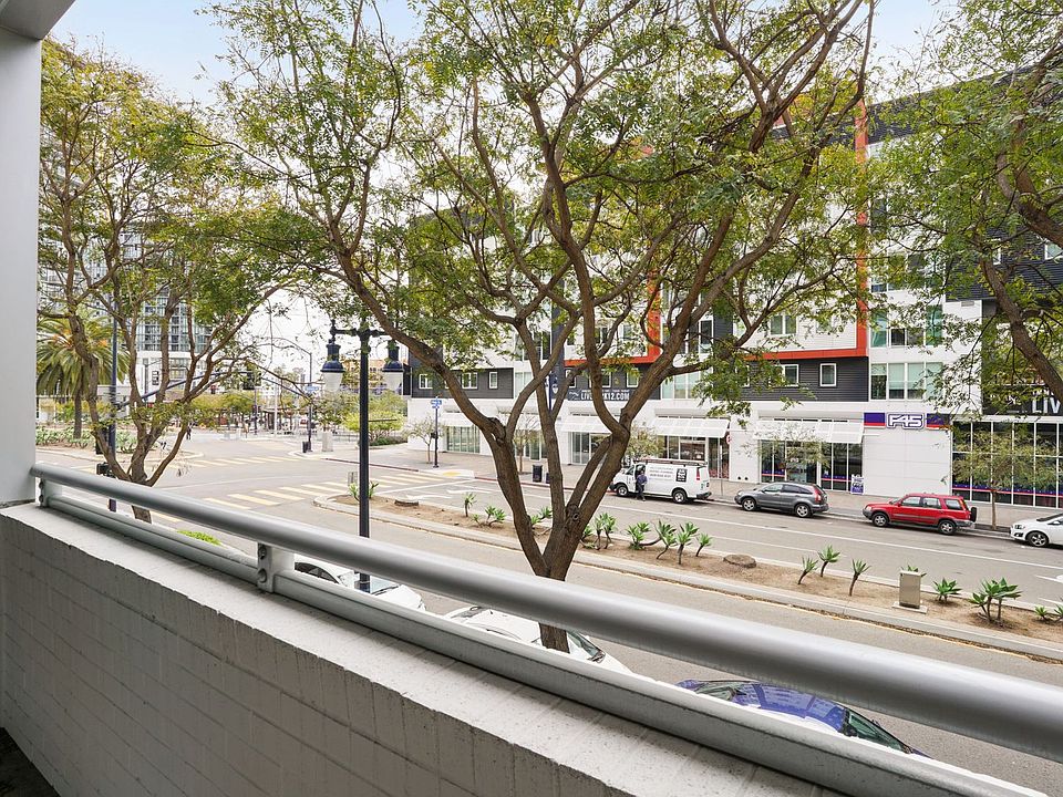 1st image of 206 Park Blvd Unit 208