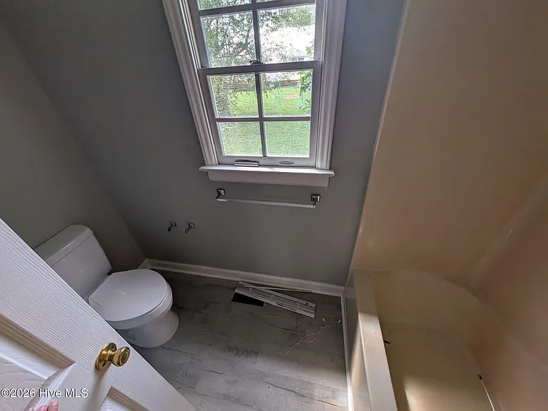 2302 Fitch Dr E — Photo 10