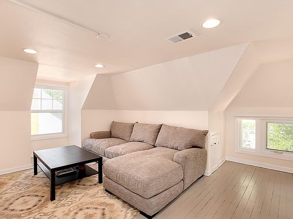 4th image of 1223 N Lafayette St APT 6