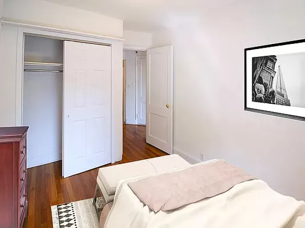 343 1st Avenue image 7 of 10