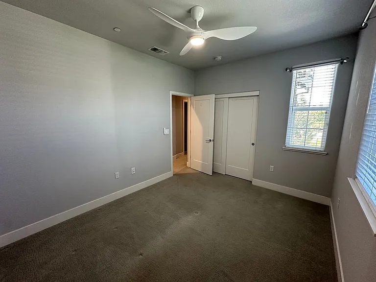 360 W Thurman Ave — Photo 23