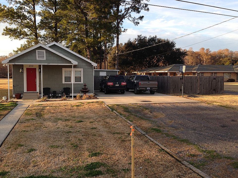 Front View of Home