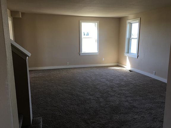 Large living room 18 x 15