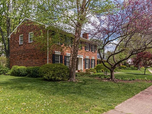 10205-Bluffsprings-Trace-03