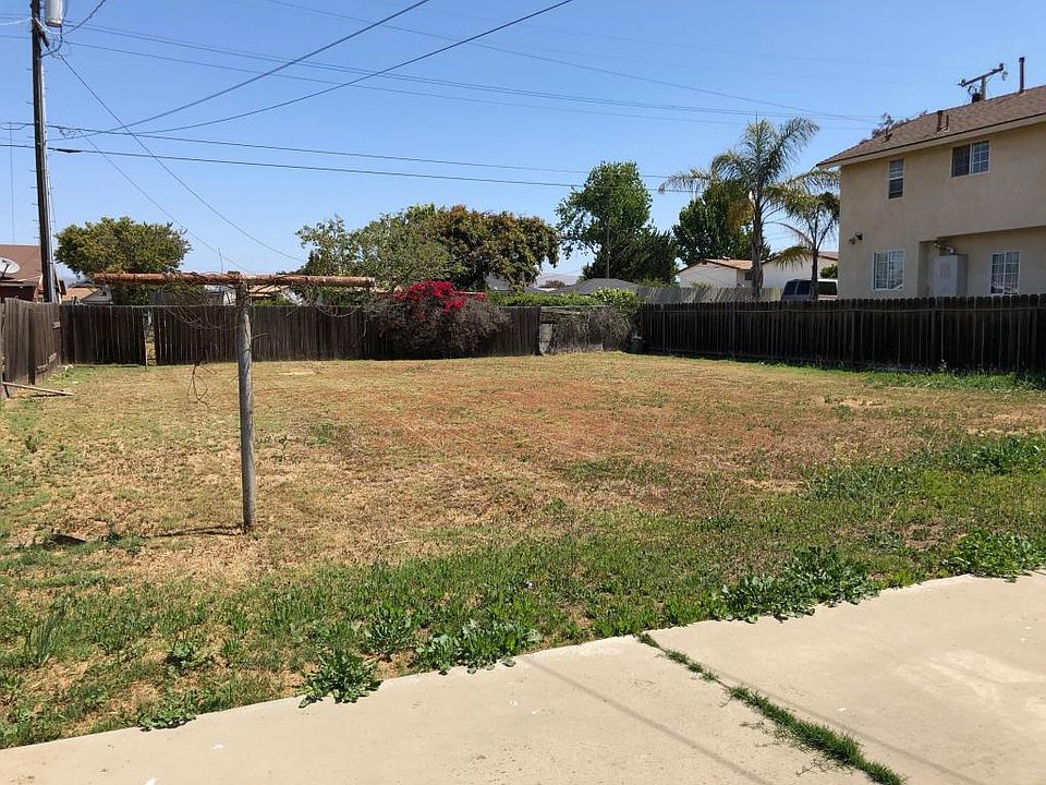 2nd image of 621 E Mill St