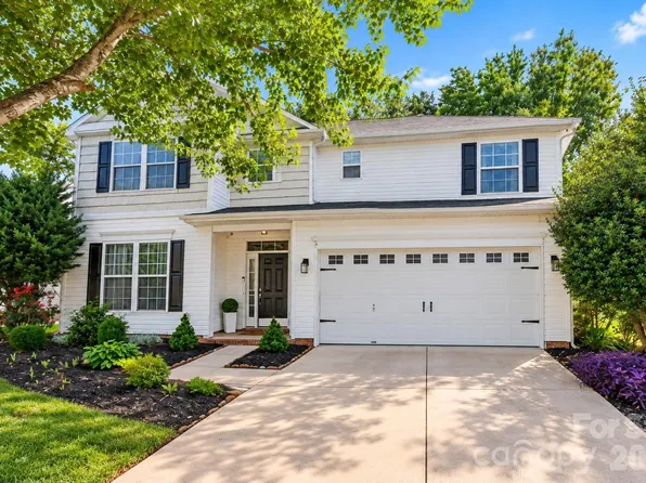 15011 Bridle Trace Ln, Pineville, NC 28134