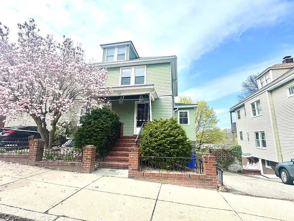 53 Breck Ave #53
