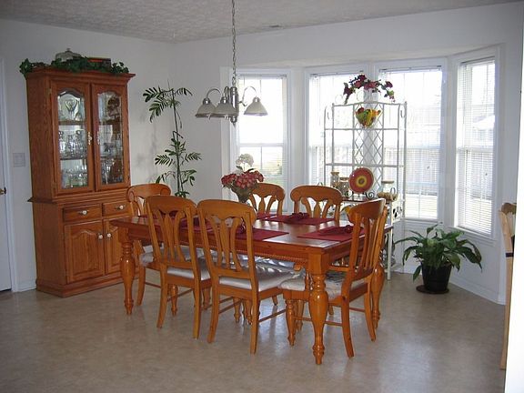 Dining Rm