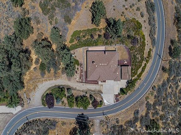 3rd image of 22501 Saddleback Dr