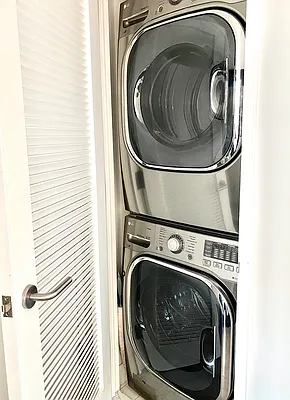 Rented by Corcoran | media 27