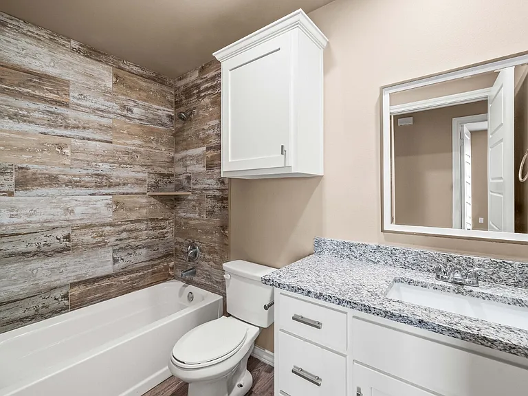 106 Walnut St — Photo 17