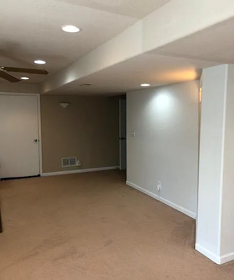 2046 Dailey Ln — Photo 11