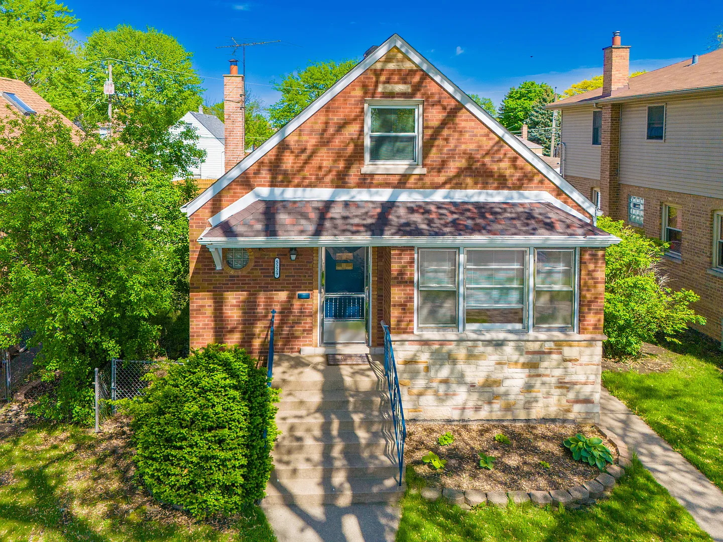 5229 S Normandy Ave photo 1