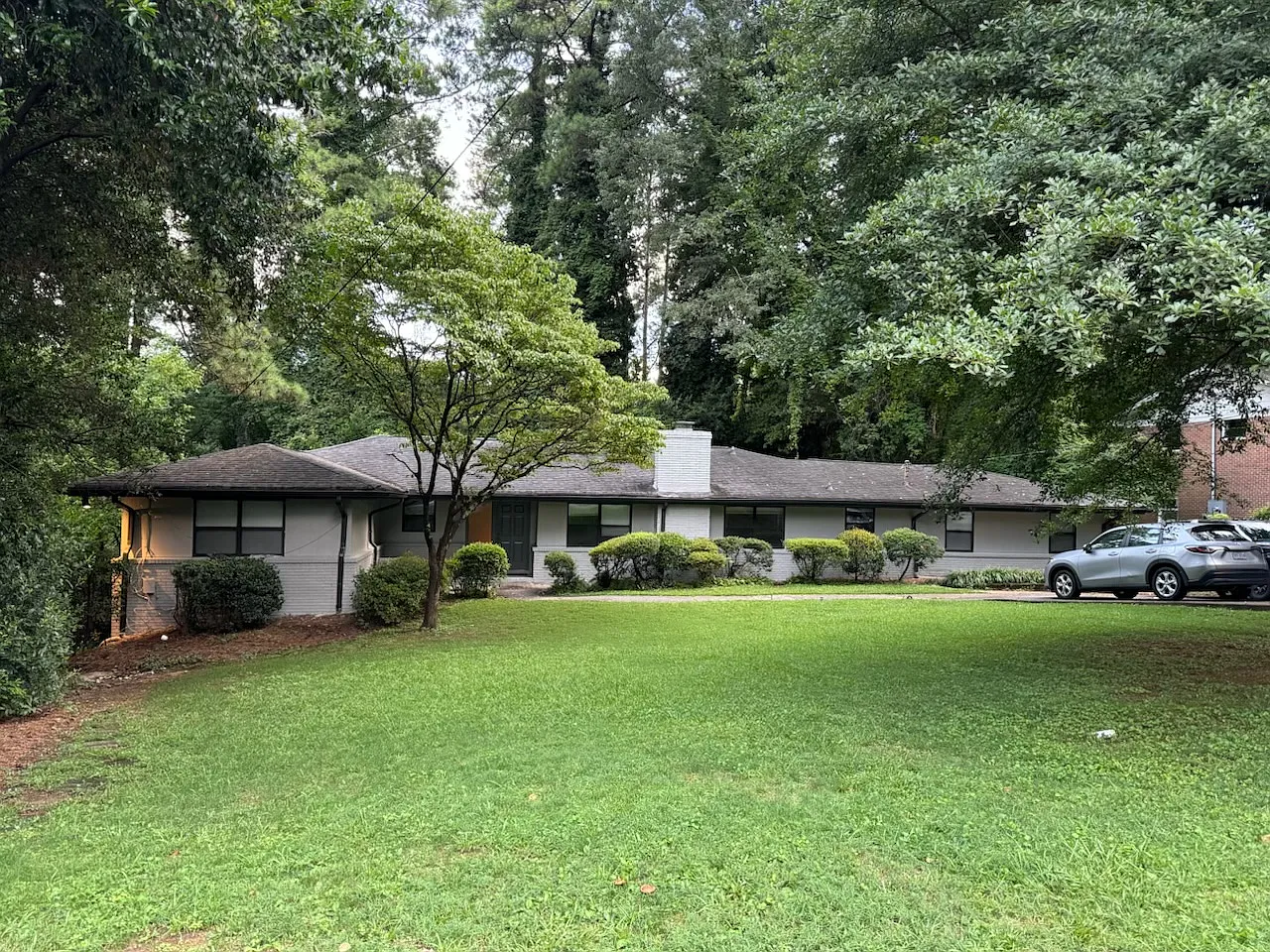 2 bed, 1300 sqft, $1,800 — Photo 1