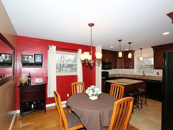 5th image of 5346 Alvera Dr