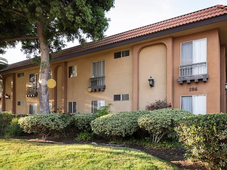 196 Guava Ave Chula Vista CA-Guava Court Building Exterior