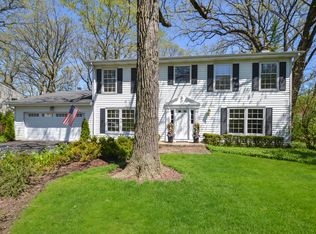 222 Marion Ave, Lake Forest, IL 60045