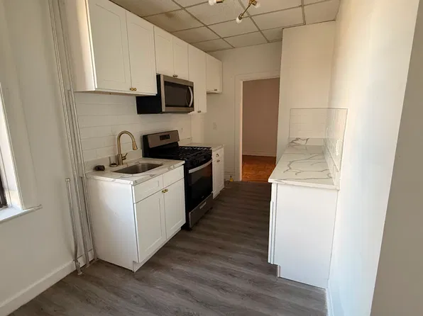 186 Summit Ave #32E, Jersey City, NJ 07304
