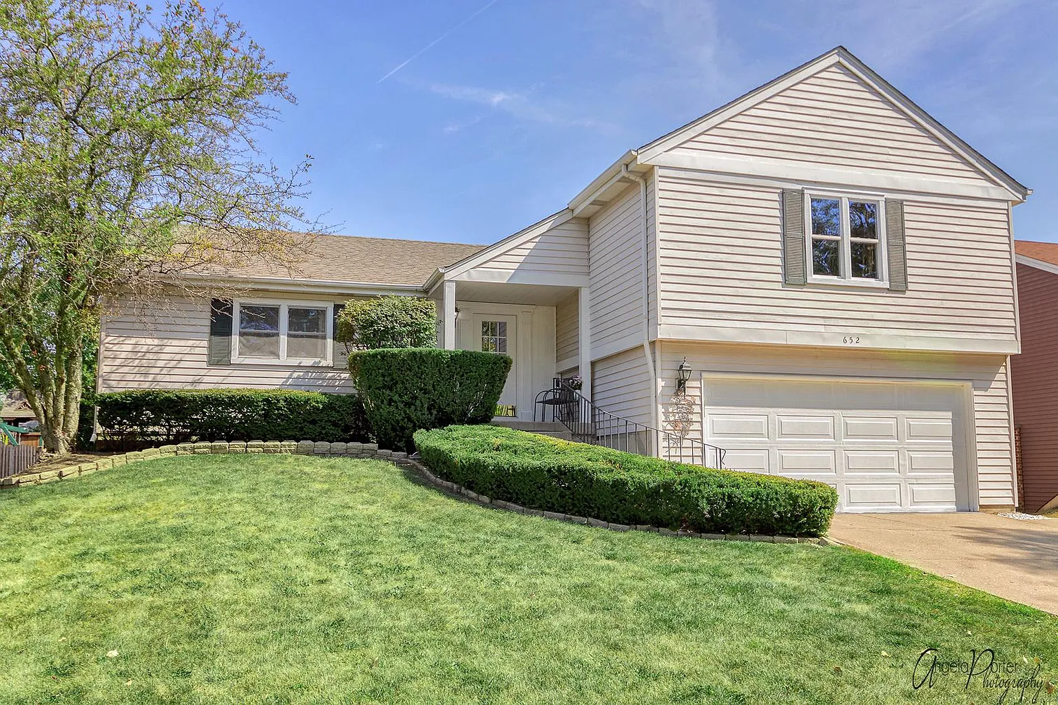 652 Buckthorn Ter photo 1