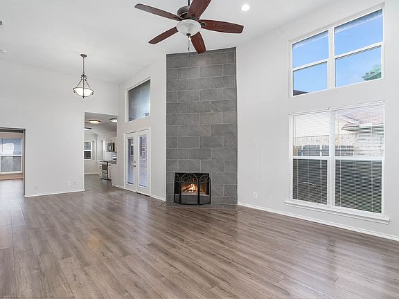 4th image of 5328 Rowcrop Dr