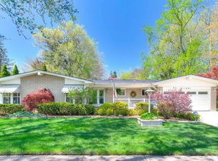 11301 E Ventura Dr, Warren, MI 48093