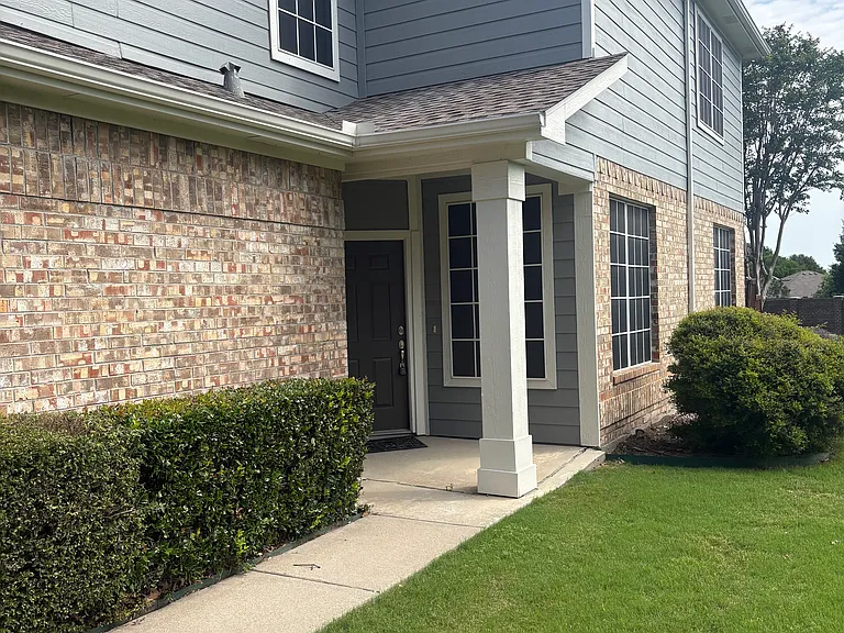 9836 Cambria Ct — Photo 2